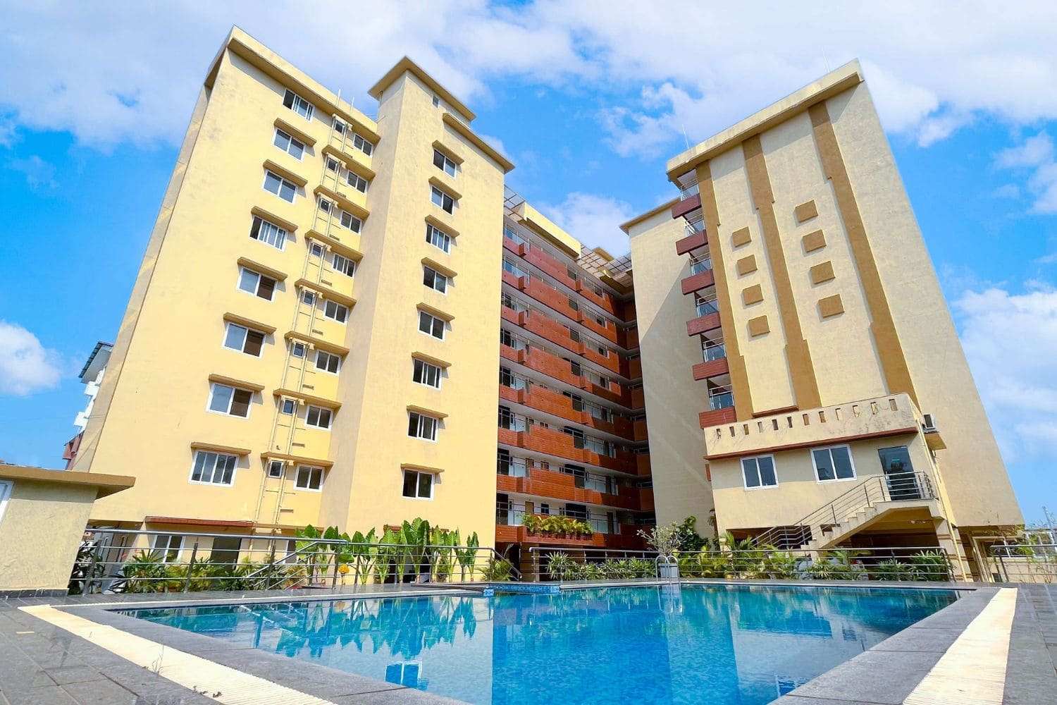 IIULER Goa Hostel Towers